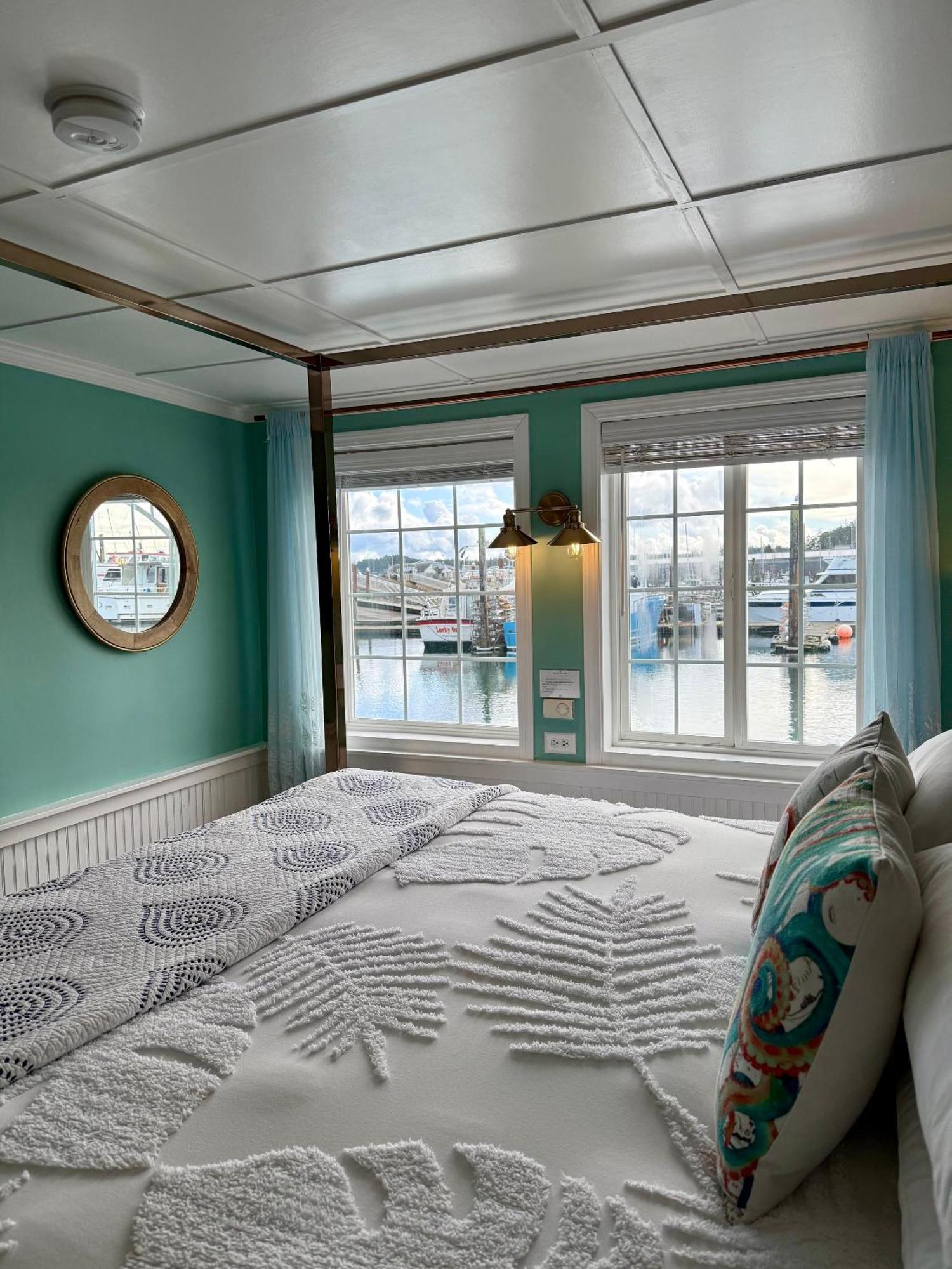 The Newport Belle Bed & Breakfast Exterior photo